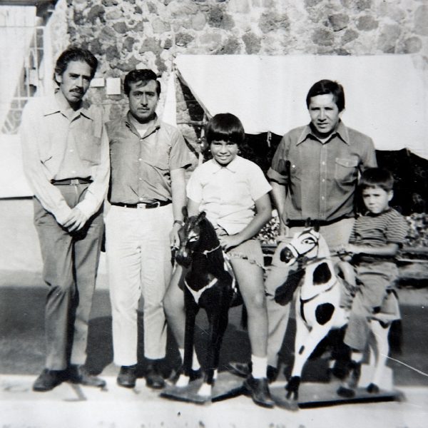 fabrica-mosaico-kolorines-mosaicos-venecianos-de-mexico_Mesa de trabajo 1 copia