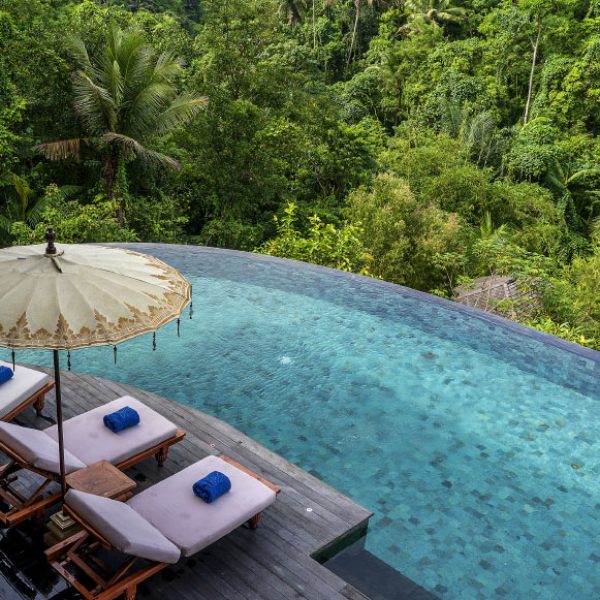 oasis-stone-kolorines-piedra-tipo-natural-para-alberca-4